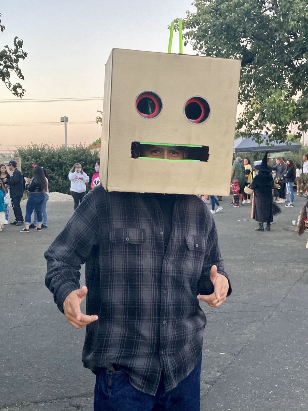 2020 Lompoc Halloween 24.jpg